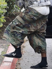 Camouflage Buckle Waist Cropped Cargo Shorts - 2412