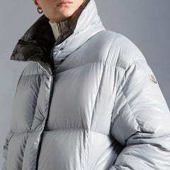 Moncler Parana Short Down Jacket